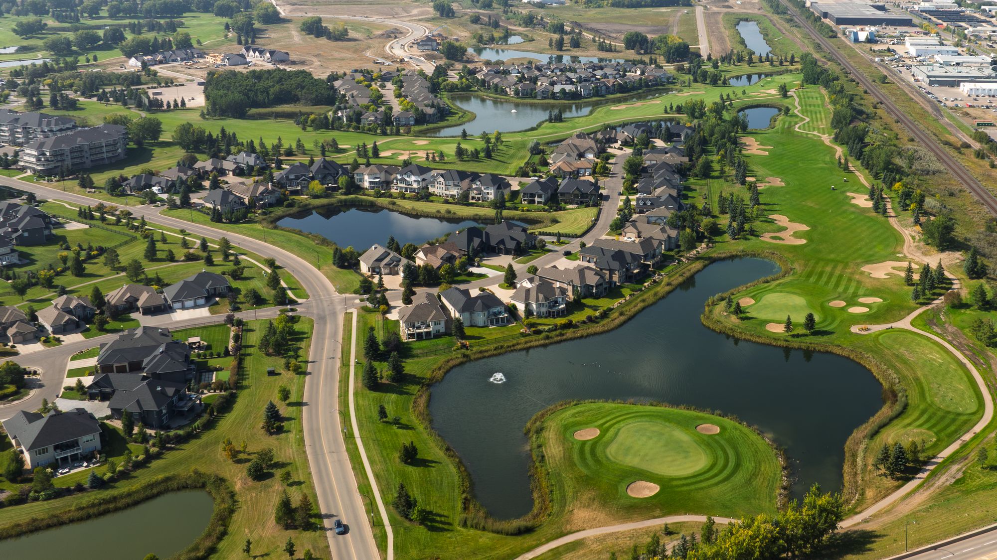 Aerial view of Wentworth at The Willows