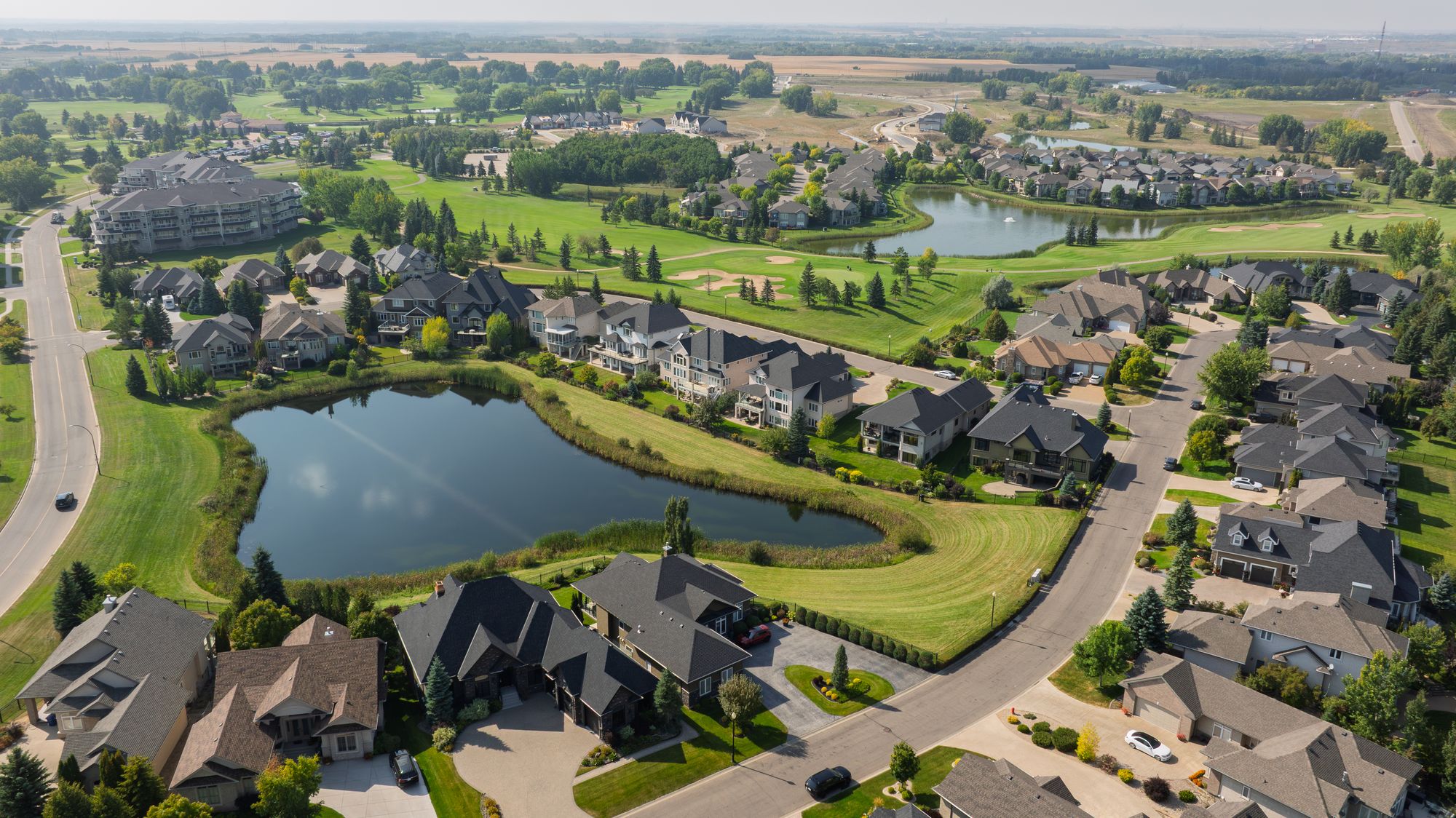 Aerial view of Wentworth at The Willows
