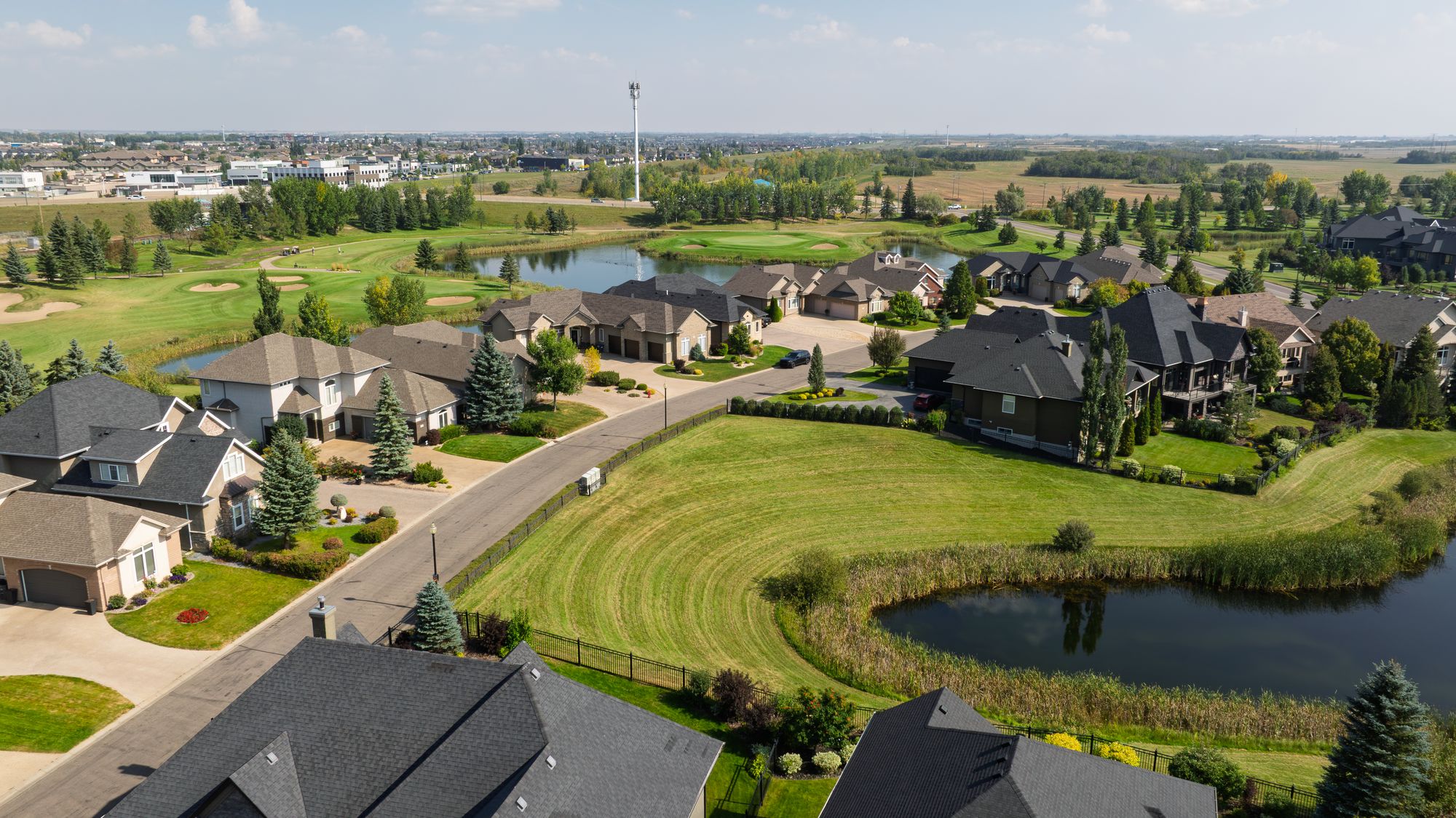 Aerial view of Wentworth at The Willows