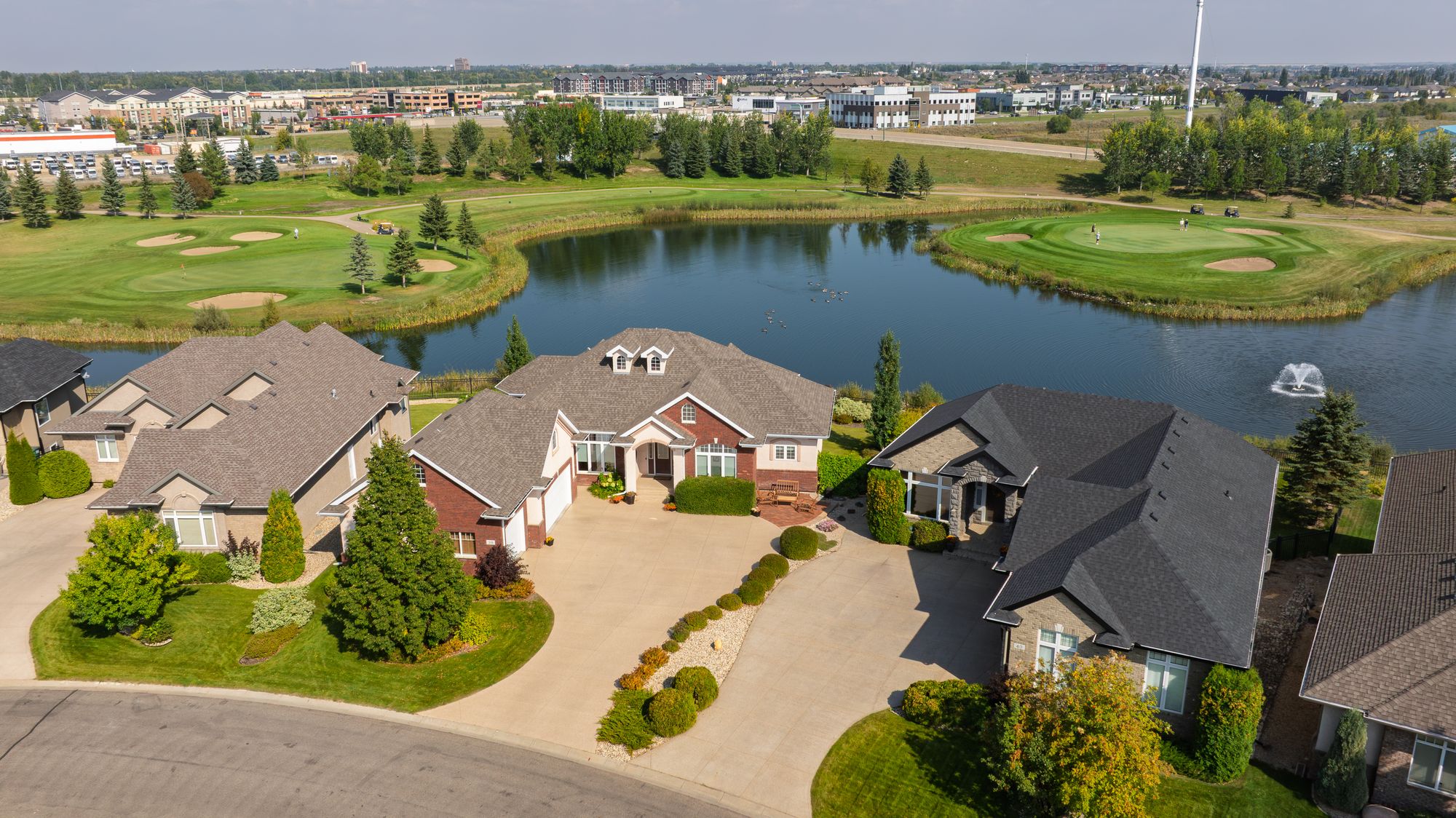 Aerial view of Wentworth at The Willows